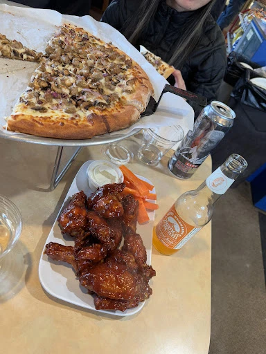 Nik-N-Willie's Pizza-n-Subs photo 8